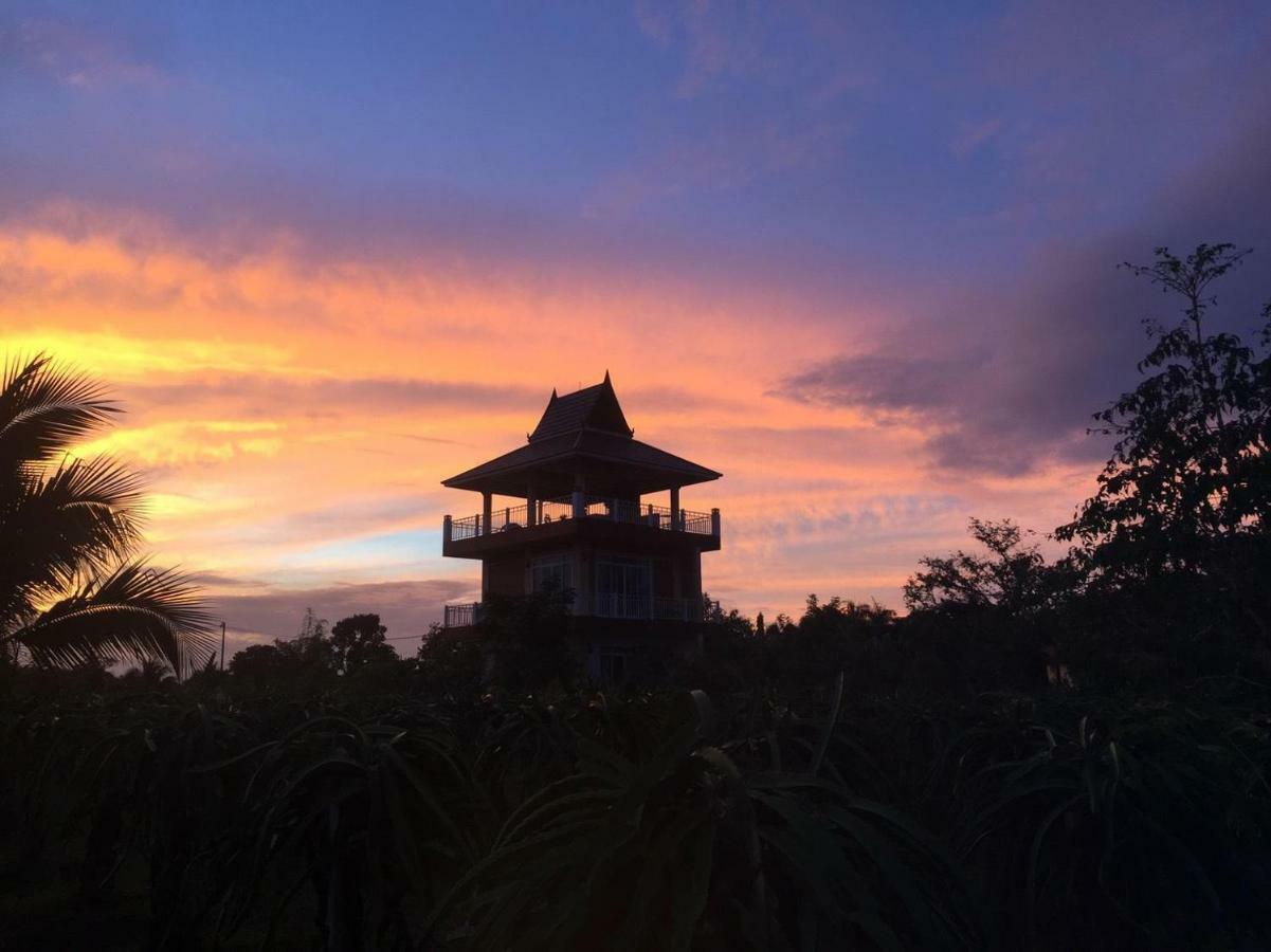 Ok Farm Resort Det Udom Exterior foto